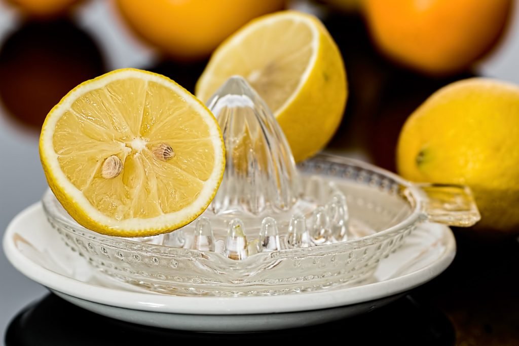 How to Clean oven with lemon