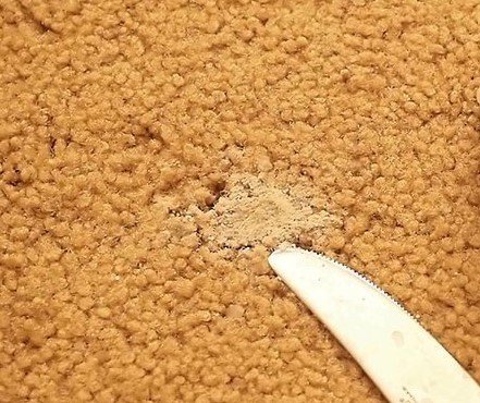 How to Remove Wax from Carpet with Knife (don’t exert enough pressure)