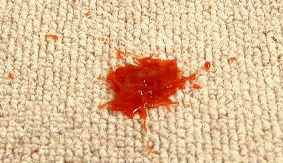 How to Get Tomato Sauce Out of Carpet