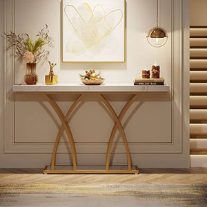 Entryway Table Decor